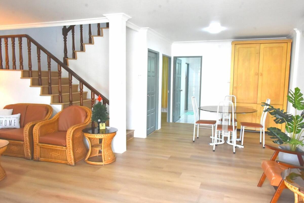 Rain Tree Homestay بينتولو المظهر الخارجي الصورة